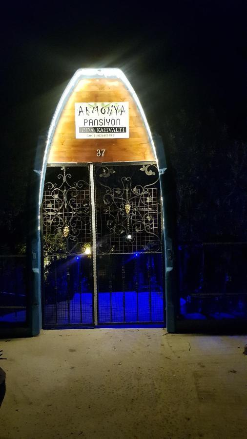 Akmonya Pansiyon Eriklice Exteriör bild
