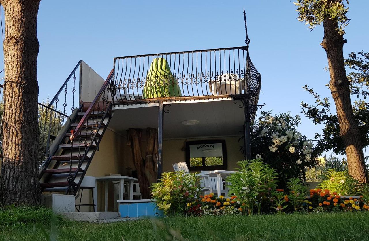 Akmonya Pansiyon Eriklice Exteriör bild