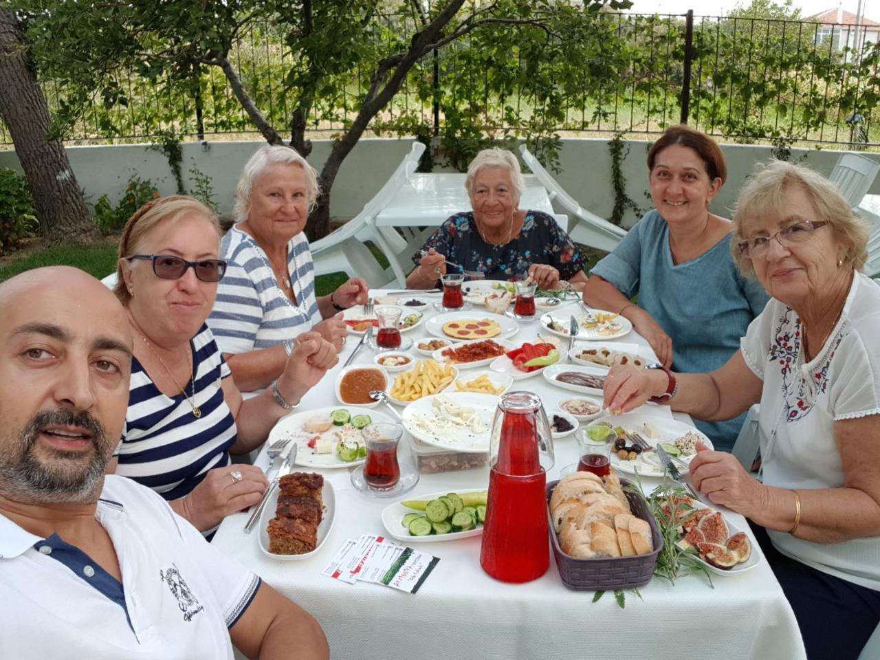 Akmonya Pansiyon Eriklice Exteriör bild