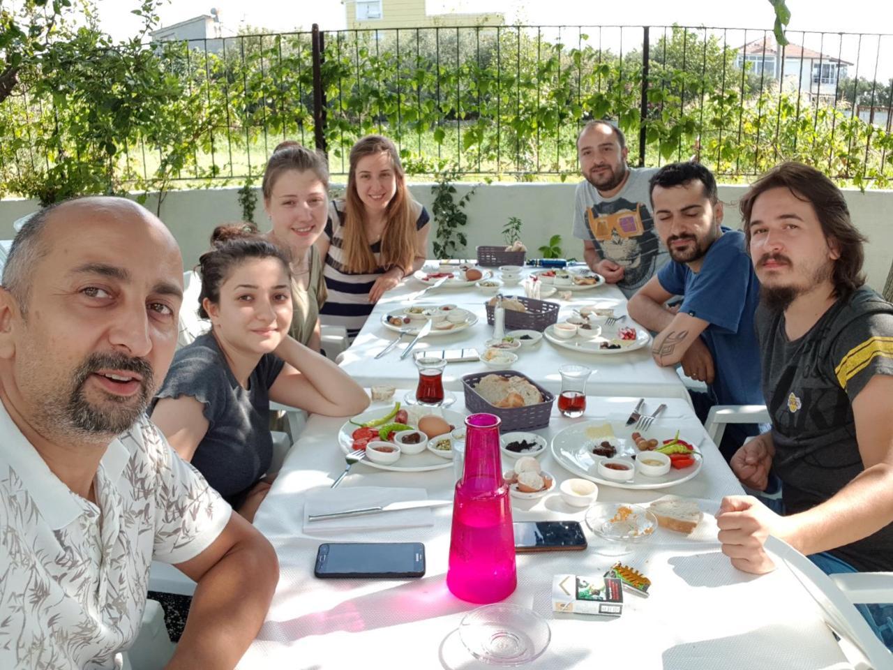 Akmonya Pansiyon Eriklice Exteriör bild